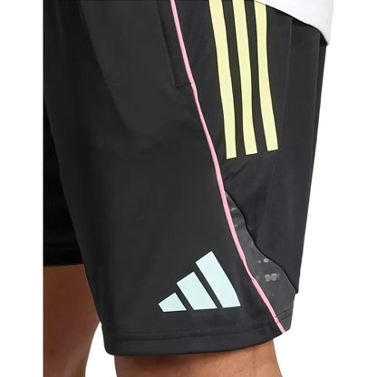 2025-2026 Juventus Training Shorts (Black)_1