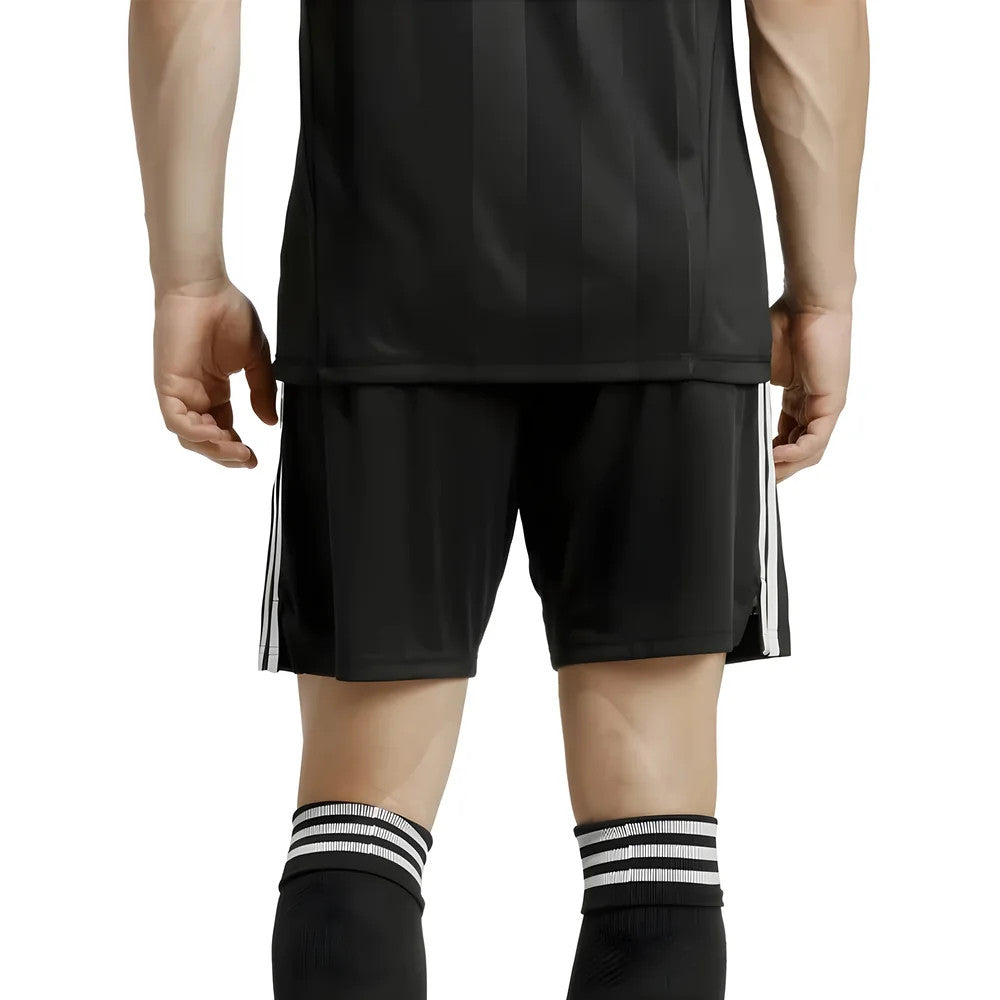 2025-2026 Liverpool Third Goalkeeper Shorts (Black)_3