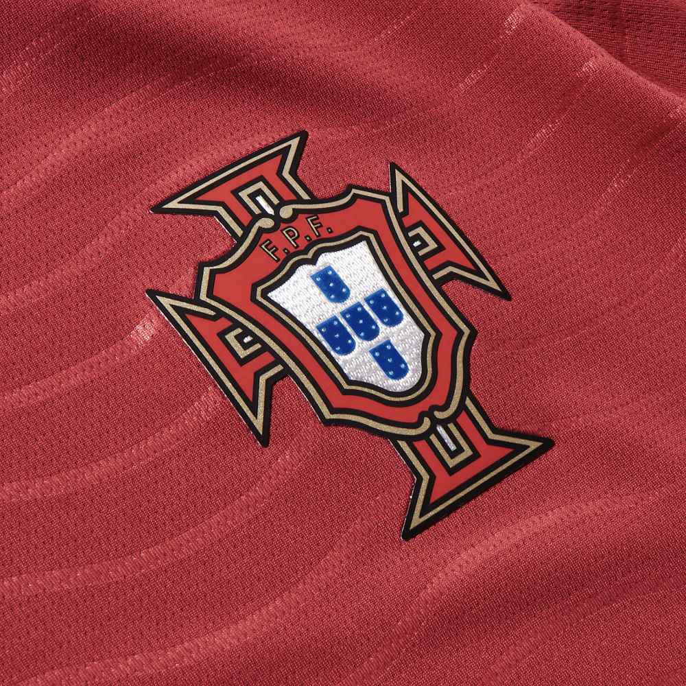 2026-2027 Portugal Long Sleeves Home Shirt_1