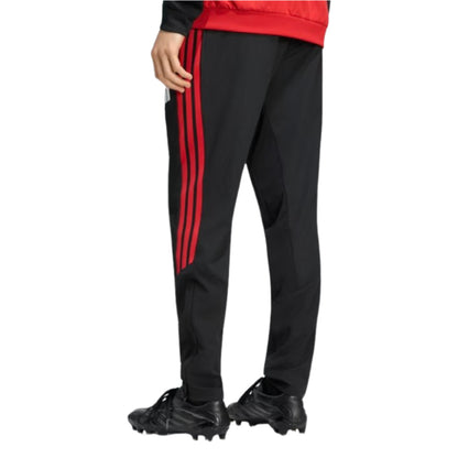 2026-2027 Man Utd Presentation Pants (Black)_1