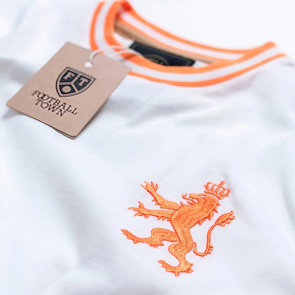 Vintage Holland De Leeuw White Soccer Jersey_4
