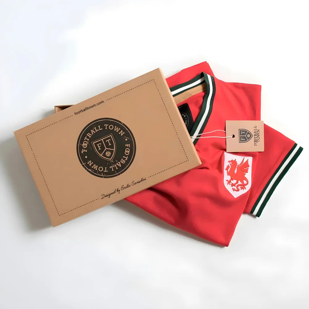 Vintage Wales The Dragon Soccer Jersey_3