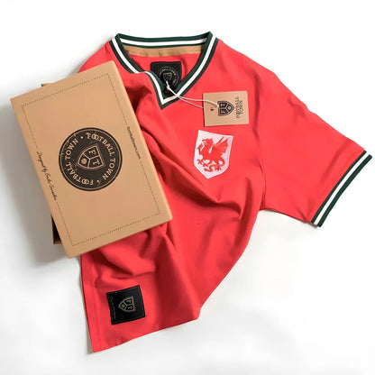 Vintage Wales The Dragon Soccer Jersey_1
