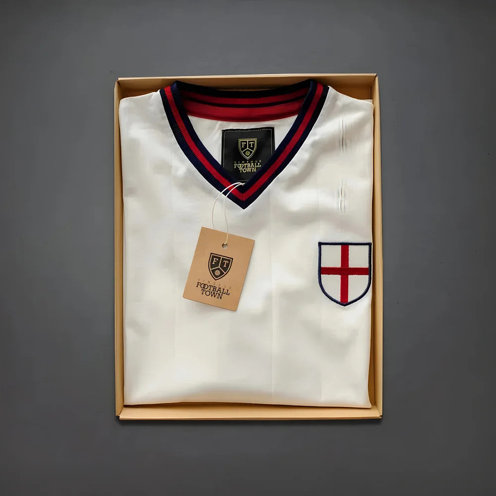Vintage England The Lions Soccer Jersey_2